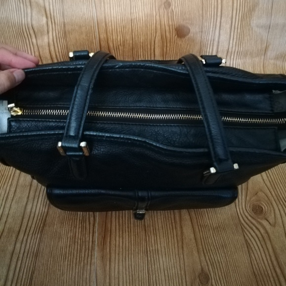 Tory Burch Shoulder Purse - Picture 4 of 7